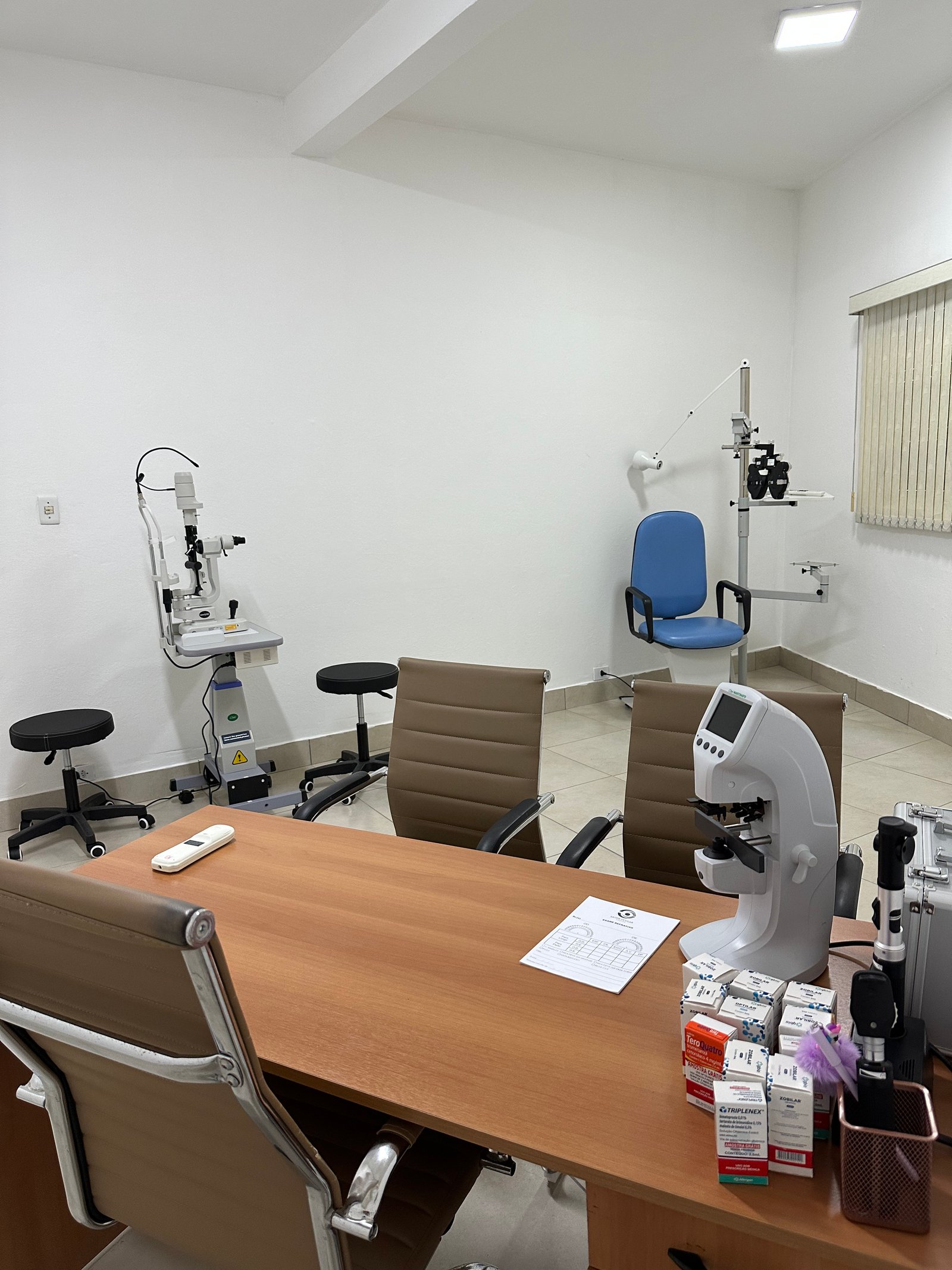 Sala de exame — Consultório Saúde Ocular